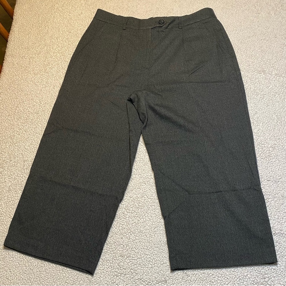 Reitmans Women’s Charcoal Wide-Leg Culottes | Office Work Pants - Size 16